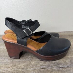 B.O.C. Women's Natasha Comfort Wedge Sandals Size 9M Black